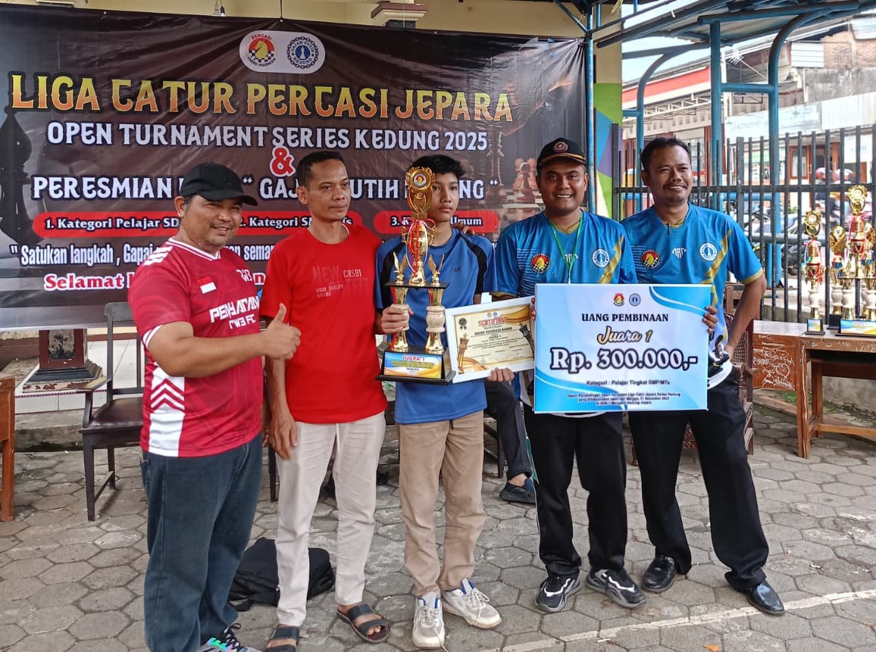 Akhsan Thoriqul Akbar, Pecatur MTs Nafa Sabet Juara 1 Liga Catur Percasi Jepara