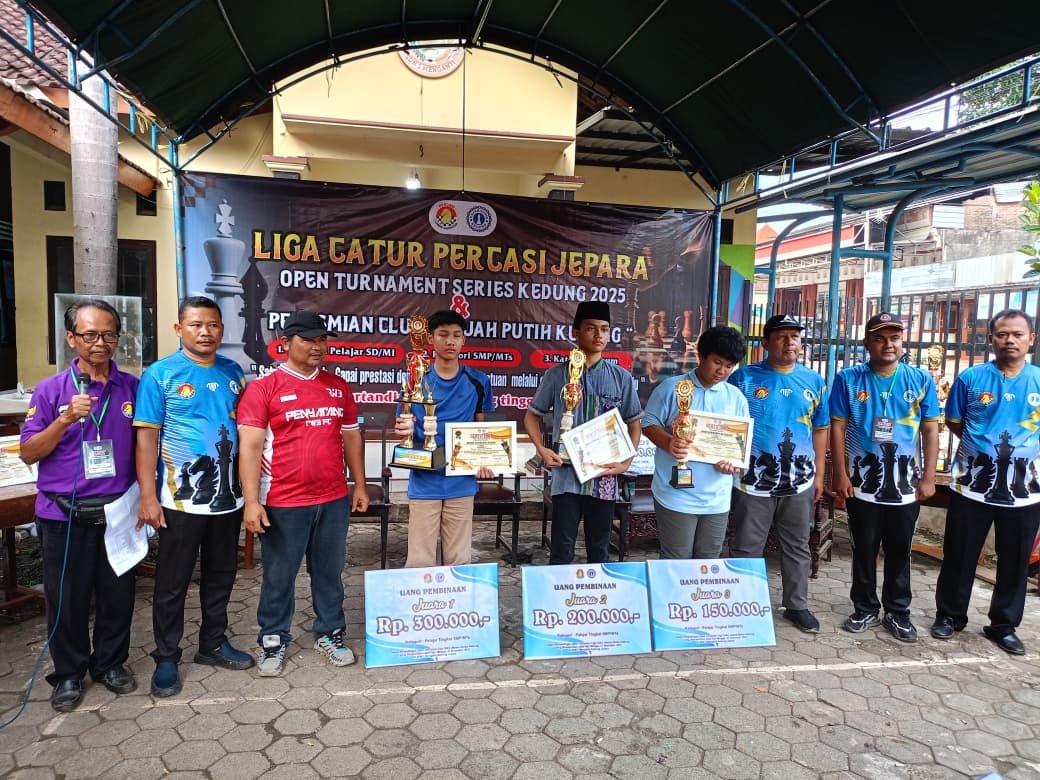 Borong Piala, MTs dan MA NU Nahdlatul Fata Petekeyan Dulang Prestasi Gemilang di Penghujung 2025