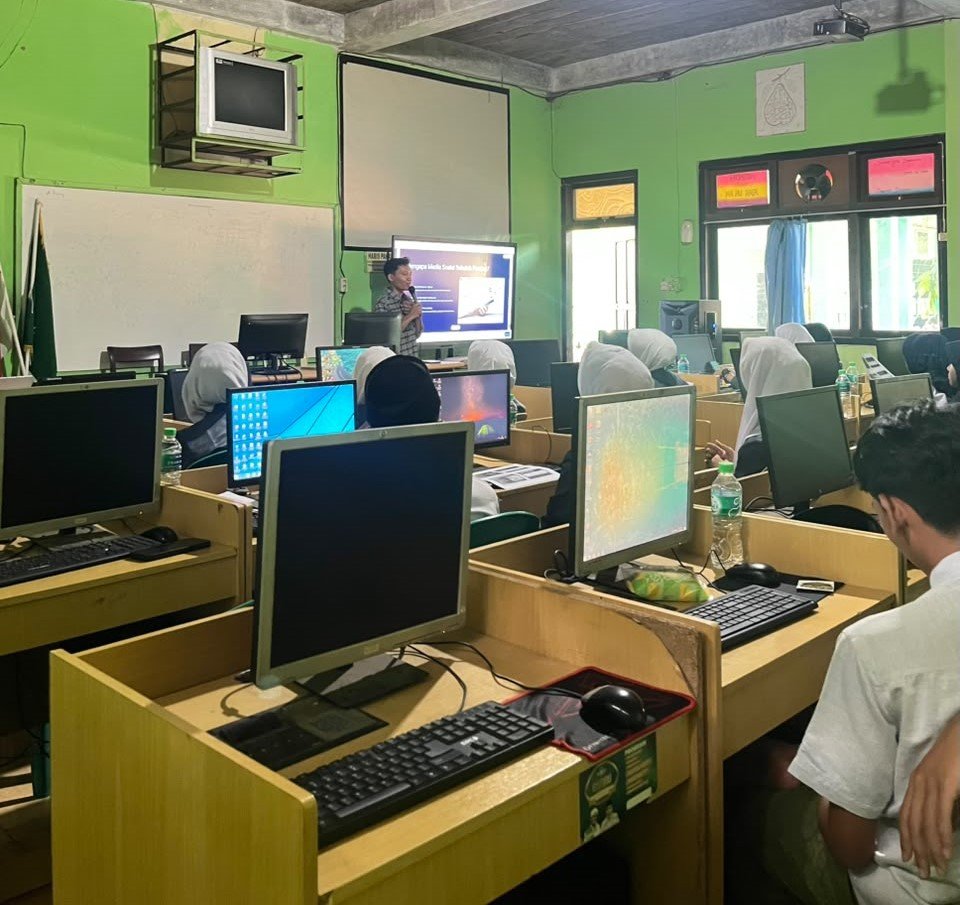 Dukung Optimalisasi Potensi, Pimpinan Komisariat IPNU-IPPNU MTs-MA NU Nahdlatul Fata Gelar Pelatihan Manajemen Media Sosial